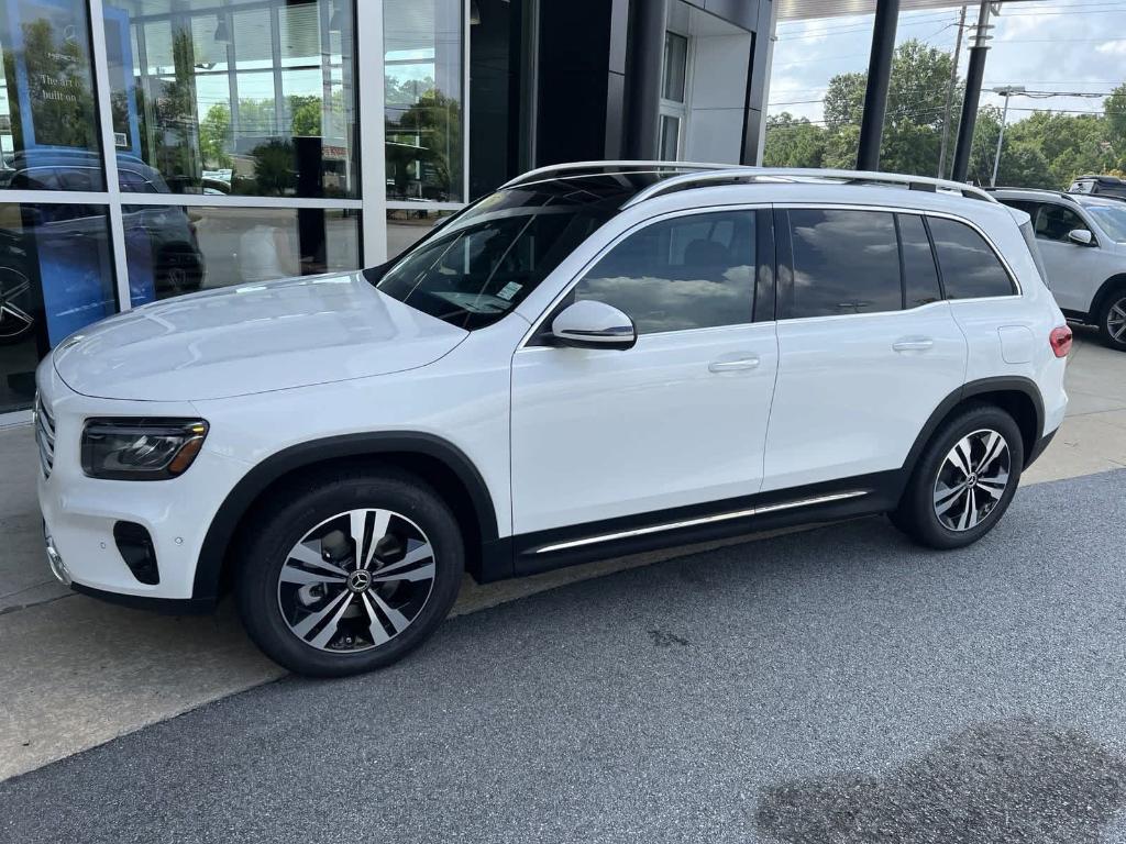 new 2025 Mercedes-Benz GLB 250 car, priced at $49,149