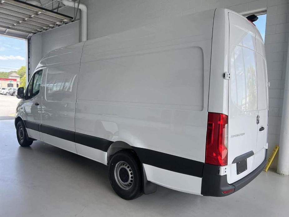 new 2025 Mercedes-Benz Sprinter 2500 car, priced at $65,851