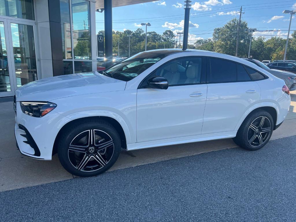 new 2025 Mercedes-Benz GLE 450 car, priced at $92,619