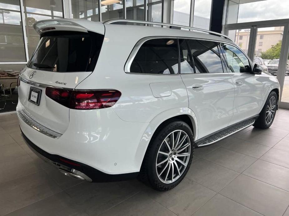 new 2025 Mercedes-Benz GLS 580 car, priced at $128,799