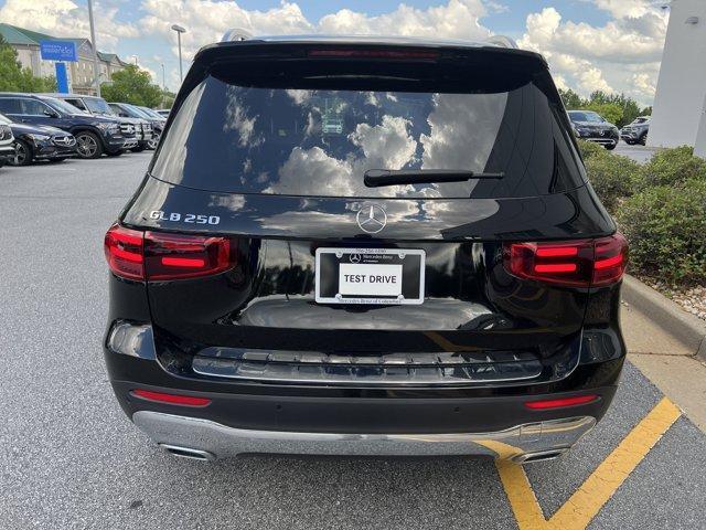 new 2025 Mercedes-Benz GLB 250 car, priced at $51,769