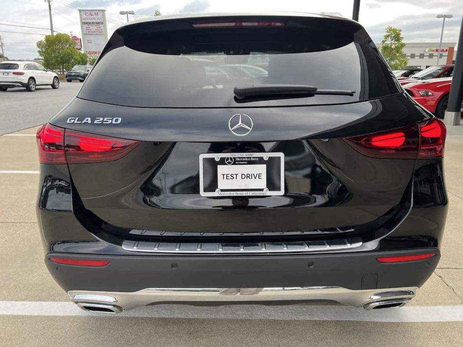 new 2025 Mercedes-Benz GLA 250 car, priced at $46,349