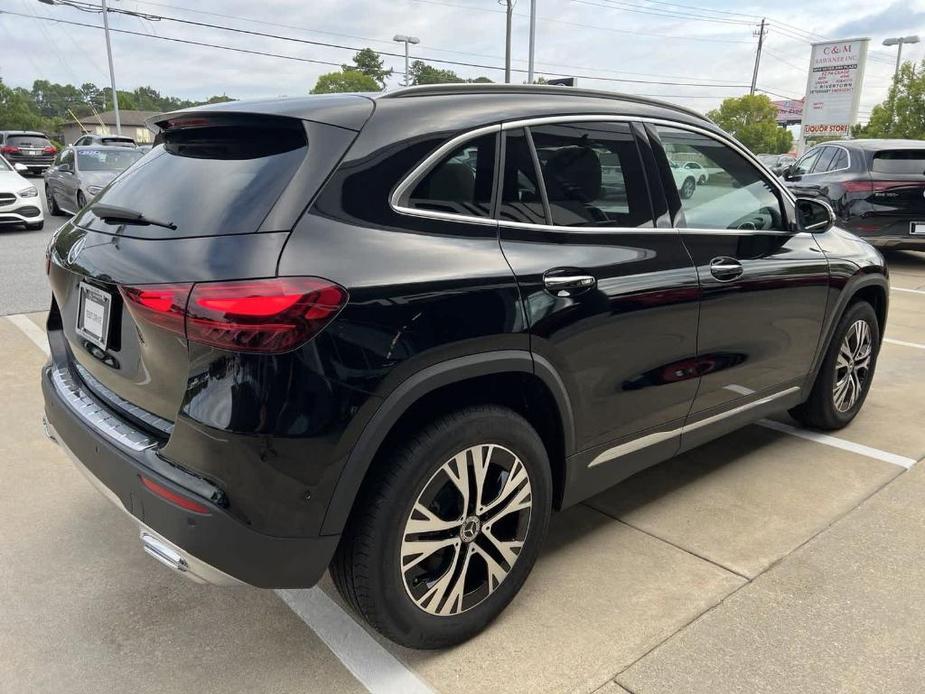 new 2025 Mercedes-Benz GLA 250 car, priced at $46,349