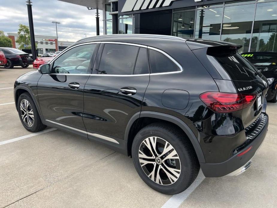 new 2025 Mercedes-Benz GLA 250 car, priced at $46,349