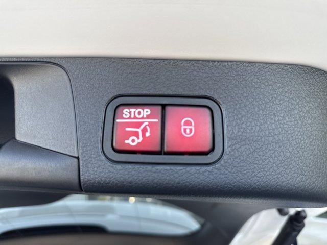 new 2026 Mercedes-Benz GLB 250 car, priced at $50,794