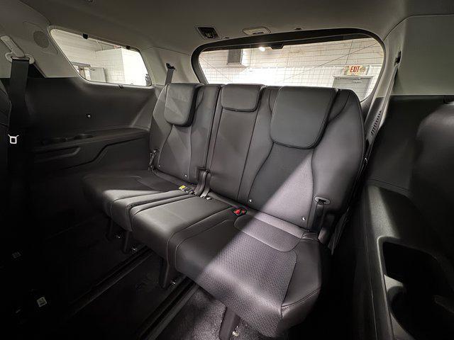new 2026 Kia Carnival Hybrid car, priced at $54,790