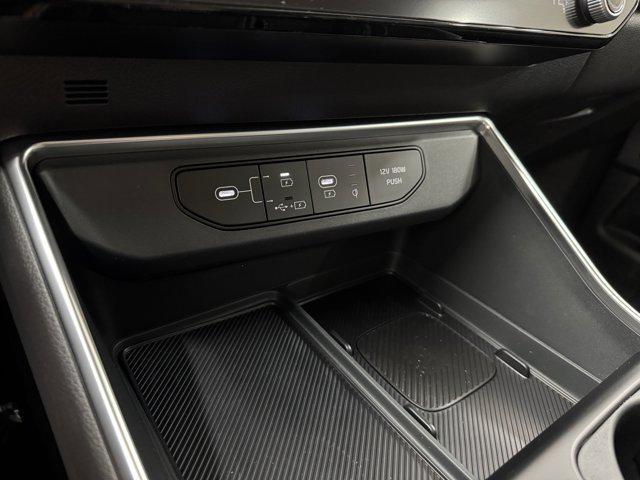 new 2026 Kia Carnival Hybrid car, priced at $54,790