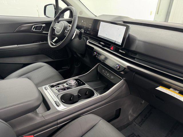 new 2026 Kia Carnival Hybrid car, priced at $54,790
