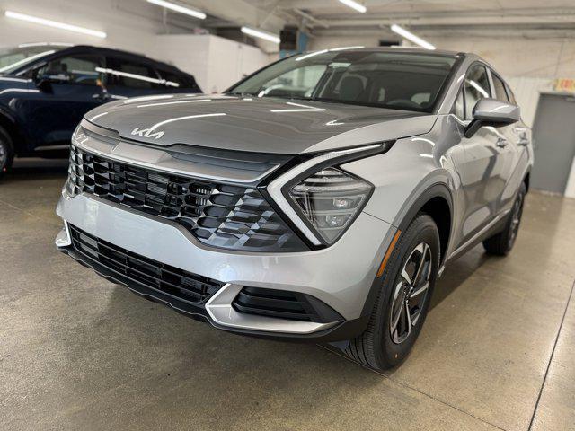 new 2025 Kia Sportage Hybrid car, priced at $30,704