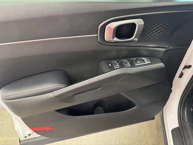 used 2021 Kia Sorento car, priced at $13,171