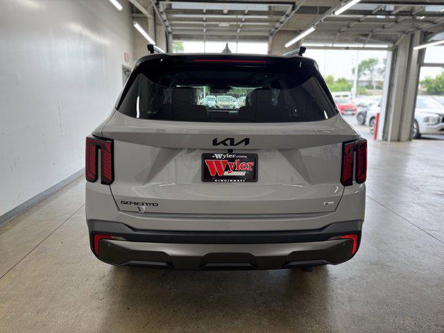 new 2025 Kia Sorento car, priced at $44,256