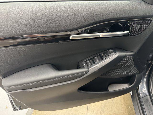 new 2025 Kia Seltos car, priced at $28,237