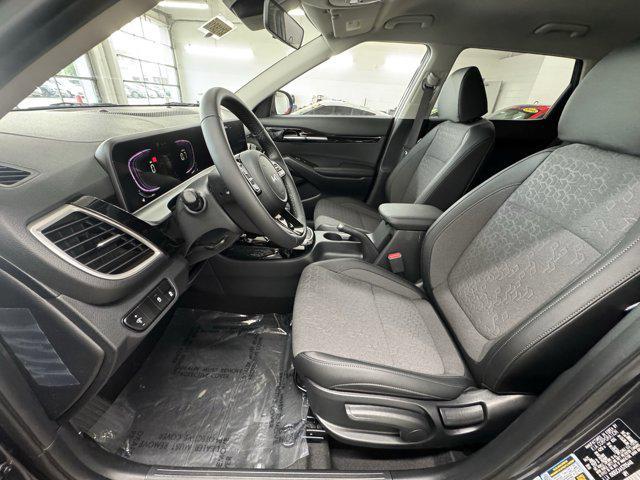new 2025 Kia Seltos car, priced at $28,237