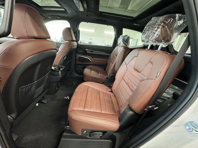 new 2025 Kia Telluride car, priced at $52,205