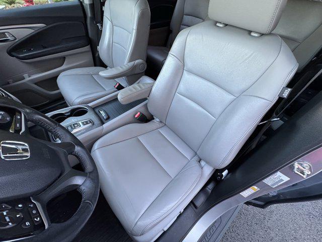 used 2021 Honda Pilot car, priced at $19,861