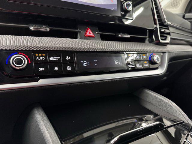 new 2025 Kia Sportage Hybrid car, priced at $29,037