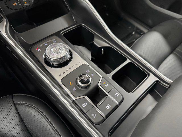 new 2025 Kia Sorento Hybrid car, priced at $37,134