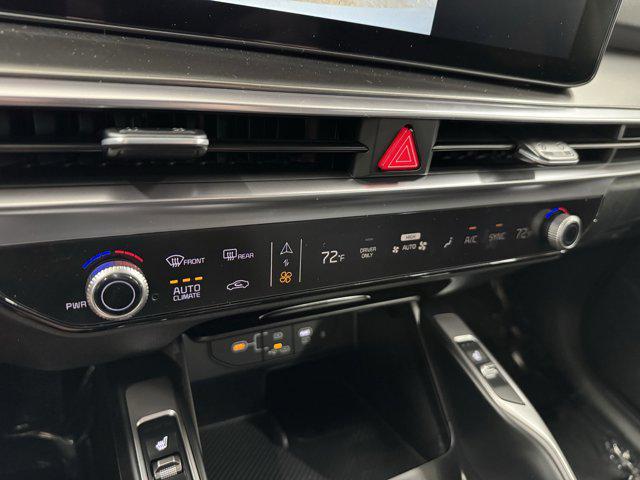 new 2025 Kia Sorento Hybrid car, priced at $37,134