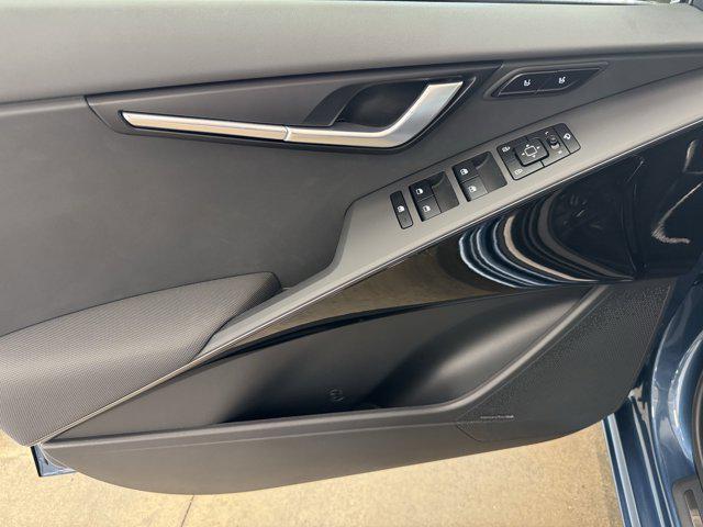 new 2025 Kia Niro car, priced at $33,669
