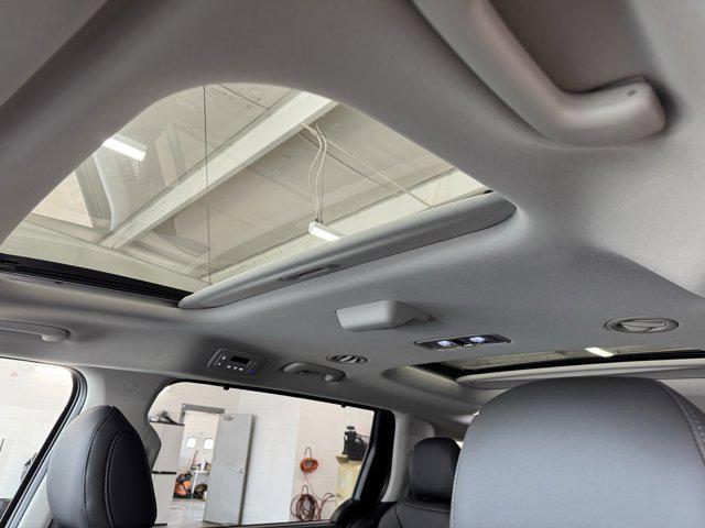 new 2026 Kia Carnival Hybrid car, priced at $50,285