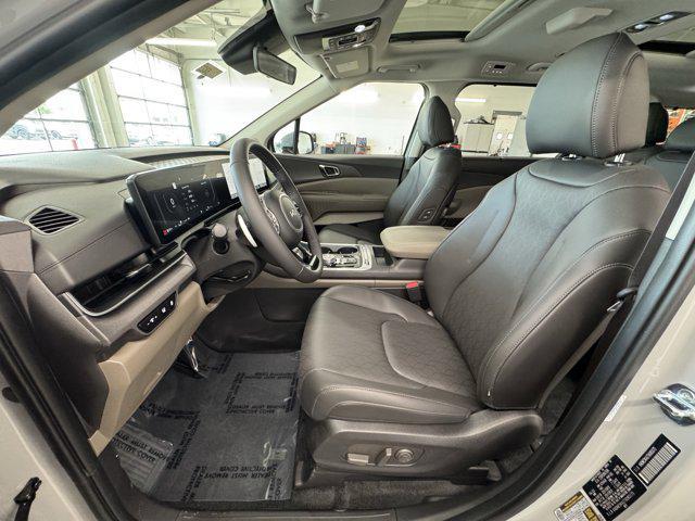 new 2026 Kia Carnival Hybrid car, priced at $50,285