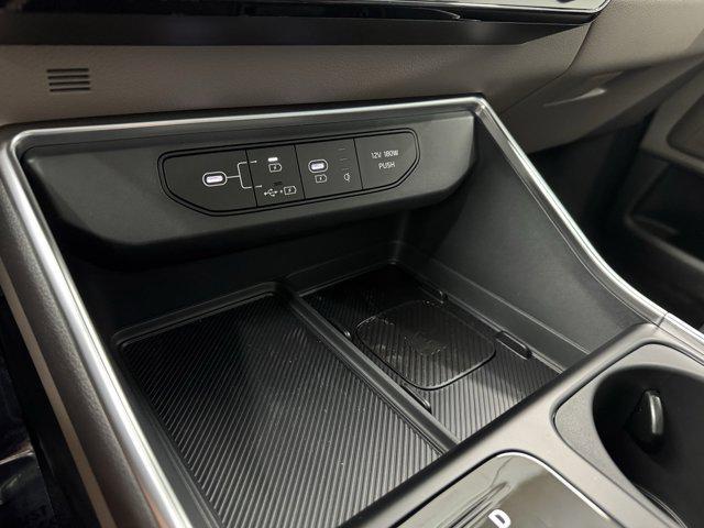 new 2026 Kia Carnival Hybrid car, priced at $50,285