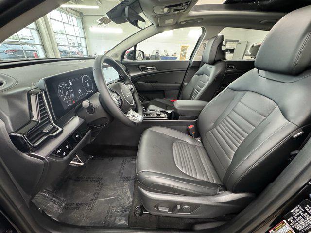 new 2025 Kia Sportage car, priced at $35,183