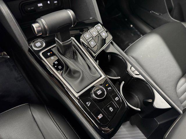 new 2025 Kia Sportage car, priced at $35,183
