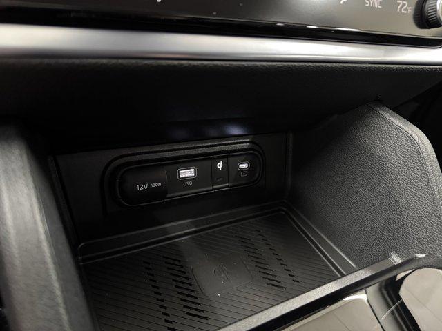 new 2025 Kia Sportage car, priced at $35,183