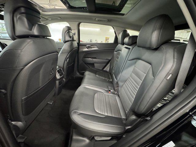 new 2025 Kia Sportage car, priced at $35,183