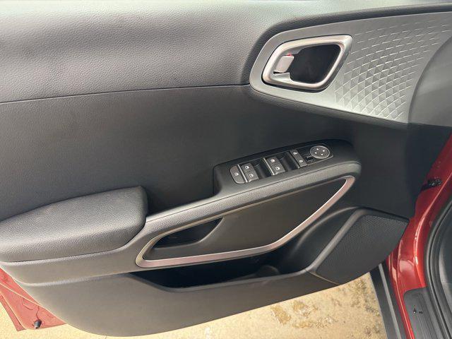 new 2025 Kia Soul car, priced at $21,432