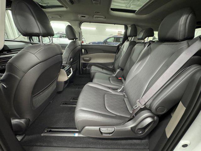 new 2025 Kia Carnival car, priced at $46,540