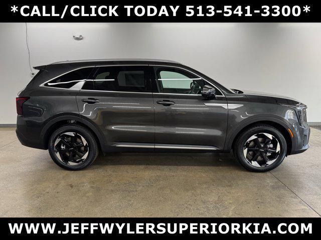 new 2025 Kia Sorento Hybrid car, priced at $47,628