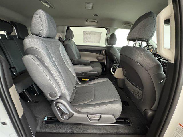 new 2026 Kia Carnival car, priced at $39,480