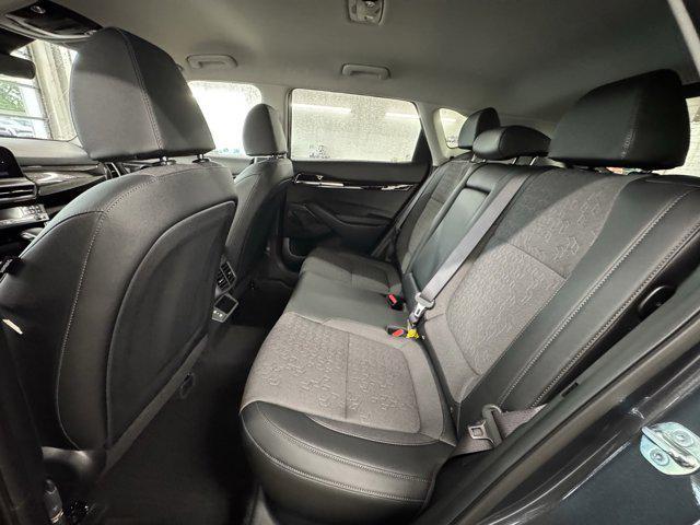 new 2025 Kia Seltos car, priced at $27,653