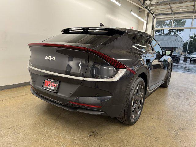 new 2025 Kia EV6 car, priced at $51,898