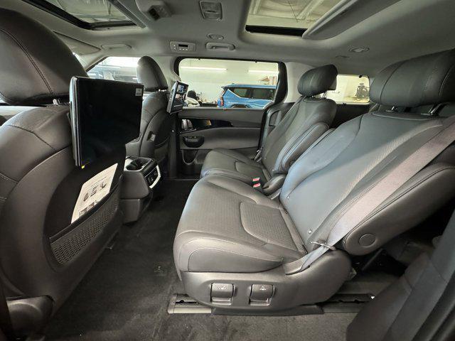 new 2025 Kia Carnival car, priced at $53,045