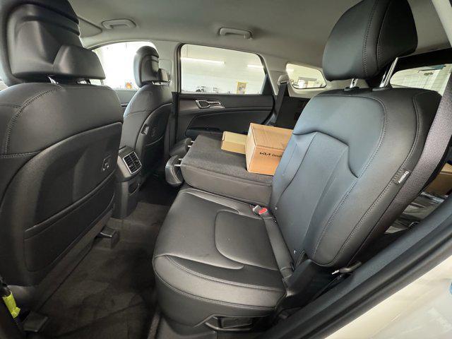 new 2025 Kia Sportage Hybrid car, priced at $33,606