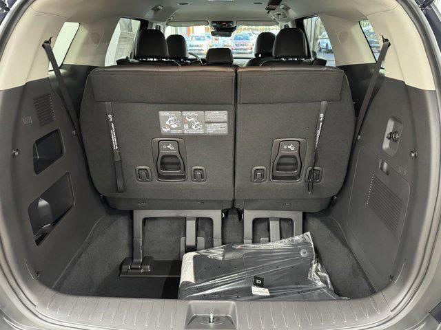 new 2025 Kia Carnival car, priced at $38,548