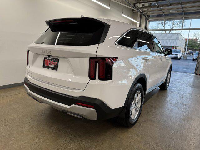 new 2025 Kia Sorento car, priced at $32,165