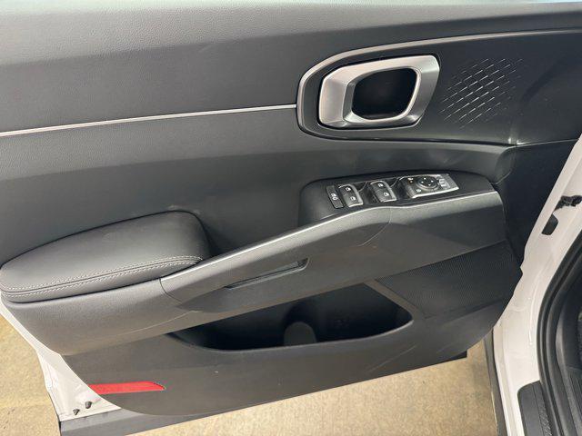 new 2025 Kia Sorento car, priced at $34,987