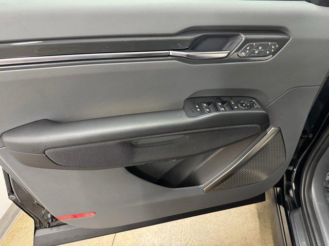new 2026 Kia EV9 car, priced at $71,284