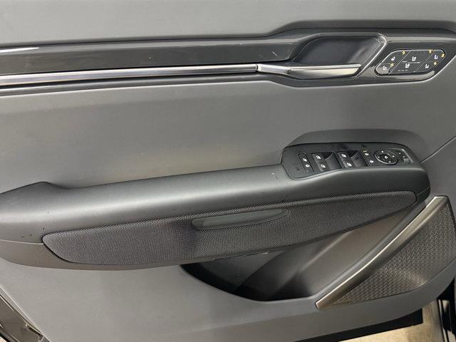 new 2026 Kia EV9 car, priced at $71,284