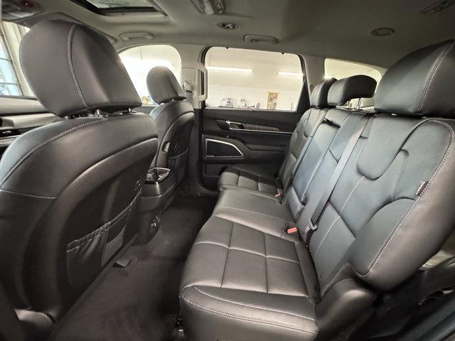 new 2025 Kia Telluride car, priced at $41,544
