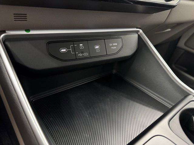 new 2026 Kia Carnival Hybrid car, priced at $42,425