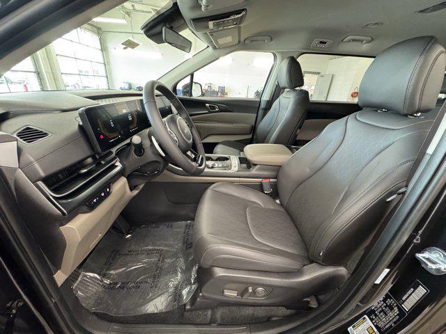 new 2026 Kia Carnival Hybrid car, priced at $42,425