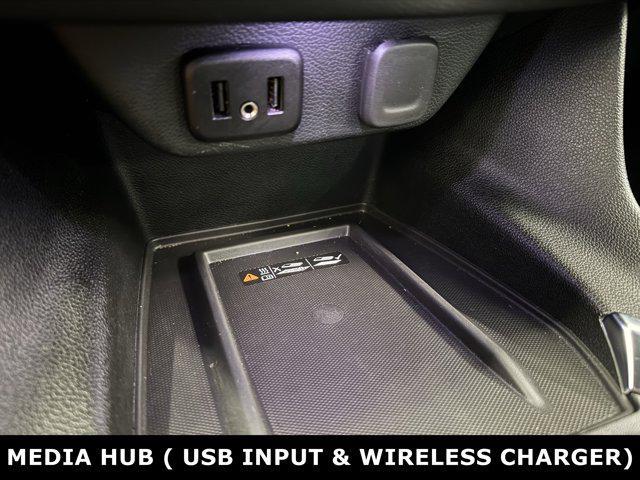 used 2023 Chevrolet Traverse car, priced at $31,788