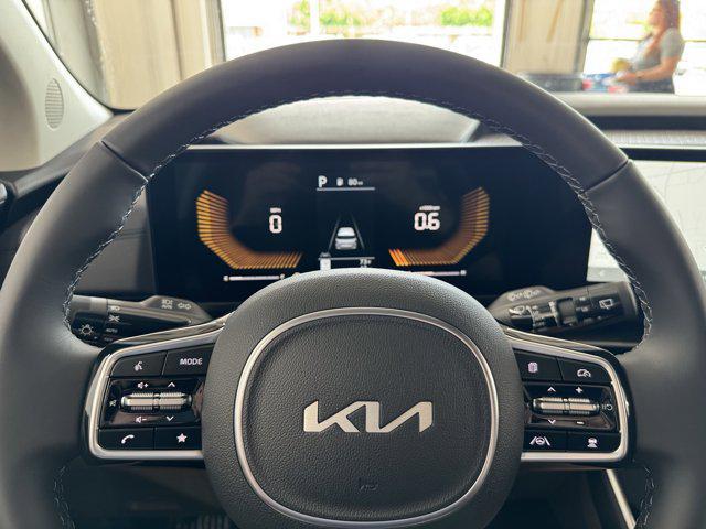 new 2025 Kia Carnival car, priced at $39,071