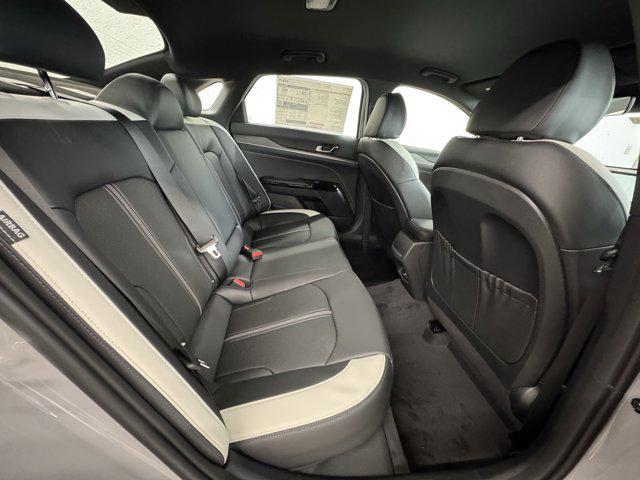 new 2025 Kia K5 car, priced at $29,144