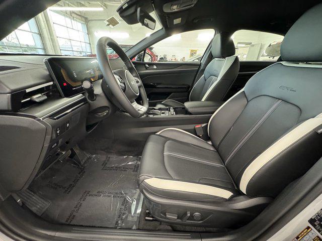 new 2025 Kia K5 car, priced at $29,616